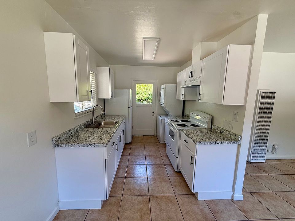 1st image of 406 Woodland Ave