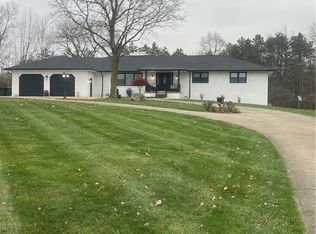 9181 Woodworth Rd, North Lima, OH