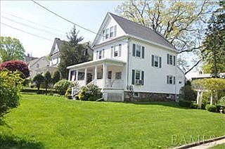 1st image of 52 Orchard St