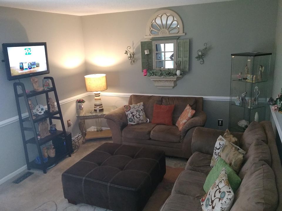 1st image of 407 Bluestem Ave