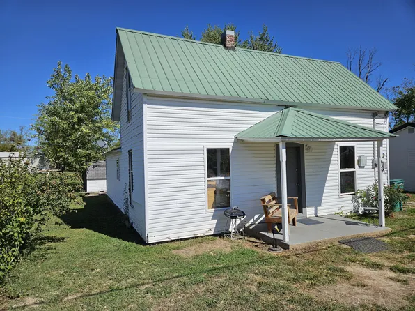 635 W North Street, Mountain Grove, MO 65711