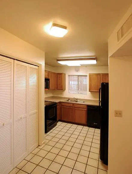 3988 N Roger Ln — Photo 11
