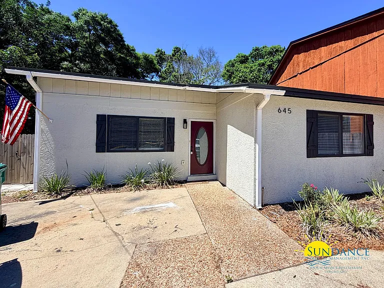 645 Virginia Oak Ct — Photo 14