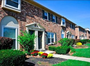 4493 Mobile Dr, Columbus, OH 43220