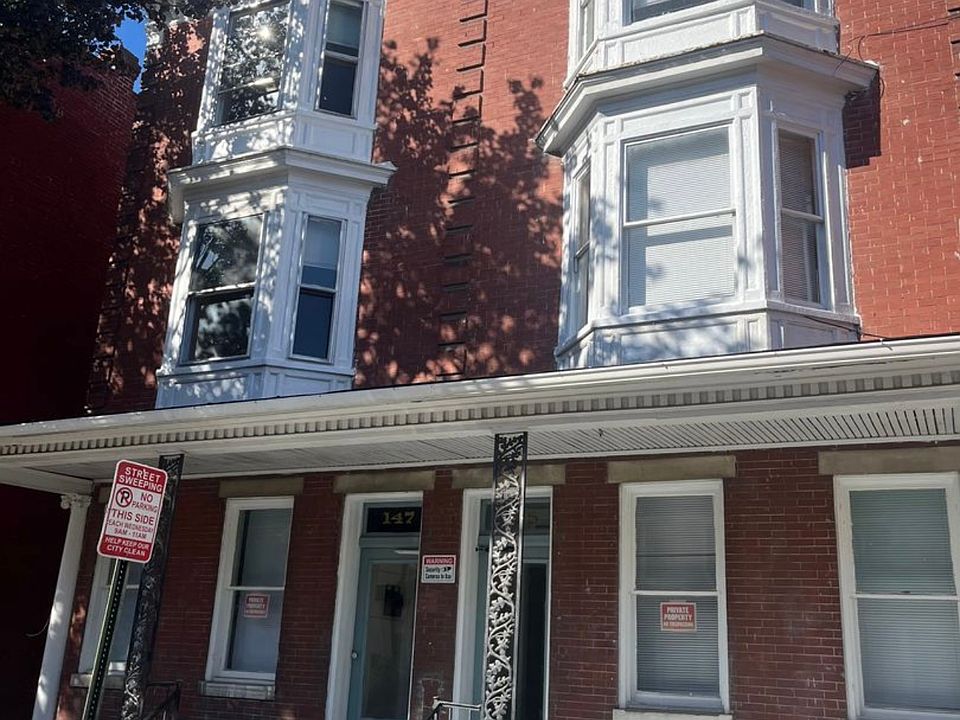 1st image of 145 S Mulberry St #1