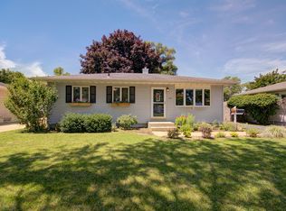 807 Pearson Dr, Joliet, IL 60435