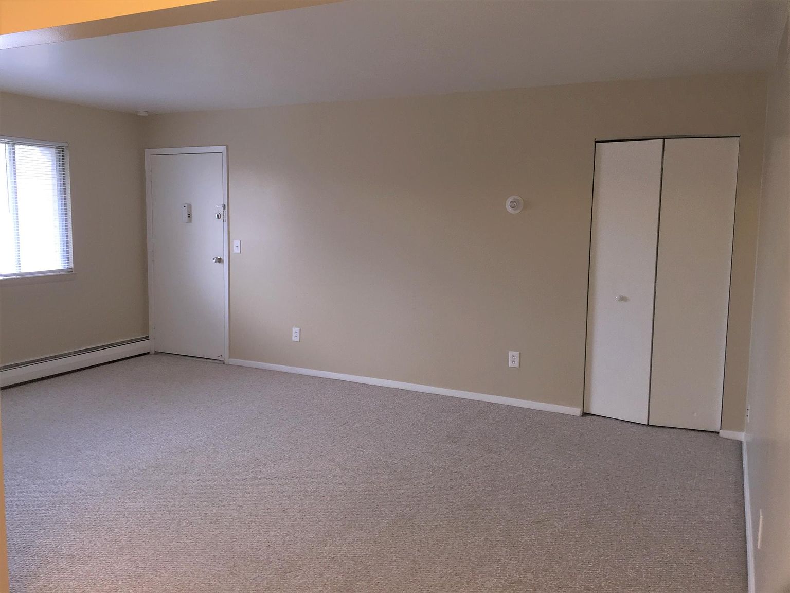 421 Parkdale Ave, Rochester, MI 48307 Zillow