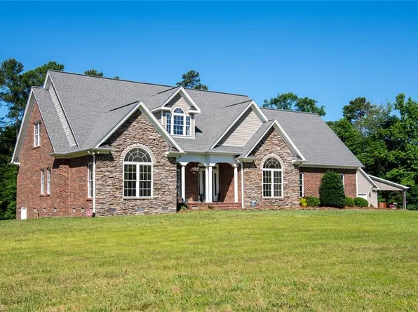 417 McCray Rd, Burlington, NC 27217