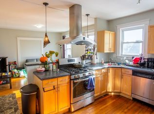 48 Belmont St #3R, Somerville, MA 02143