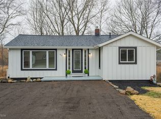 1717 Moonlight Dr, Akron, OH 44312