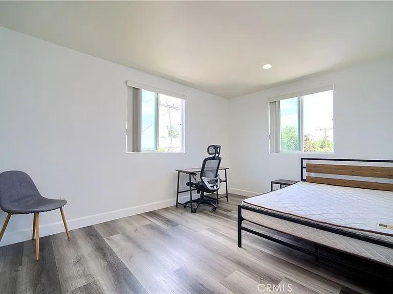 3019 S Raymond Ave #1/2 — Photo 11