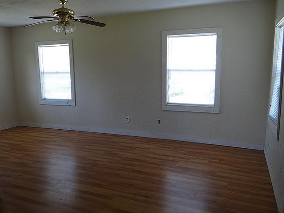 2nd image of 2615 31st St