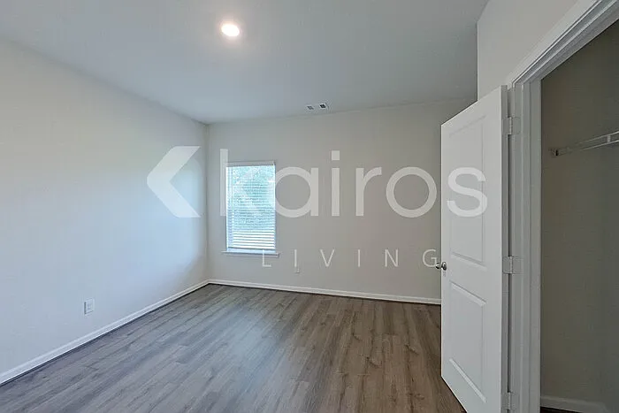 3494 Bridgewood Dr — Photo 14