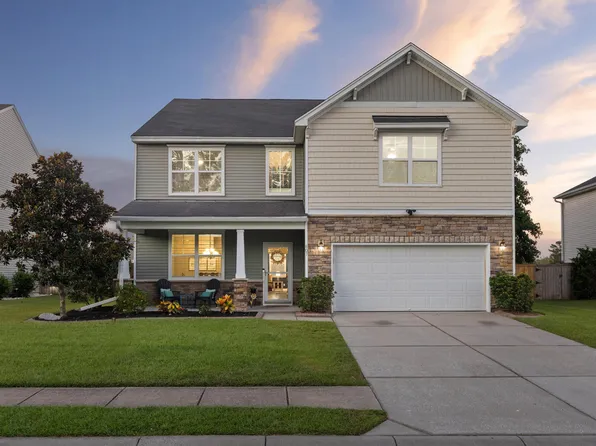 607 Watershed Dr, Goose Creek, SC 29445