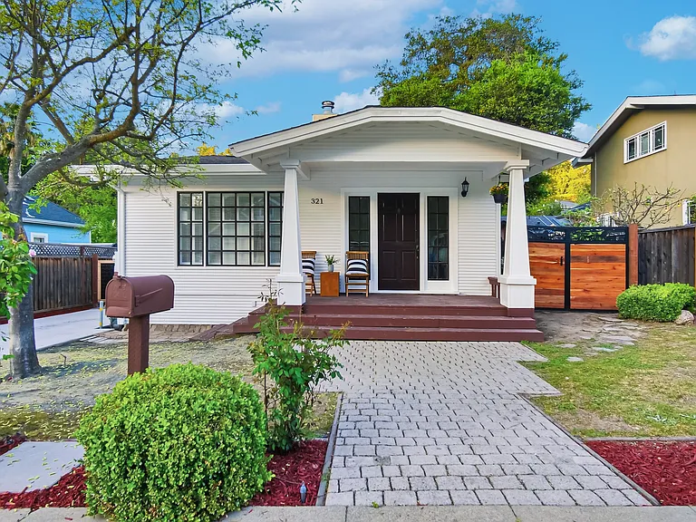 321 Johnson Ave — Photo 44