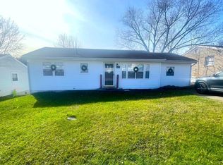 1520 Valley Dr, Flatwoods, KY 41139