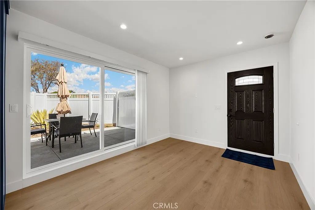 1 bed, 550 sqft, $2,800 — Photo 3