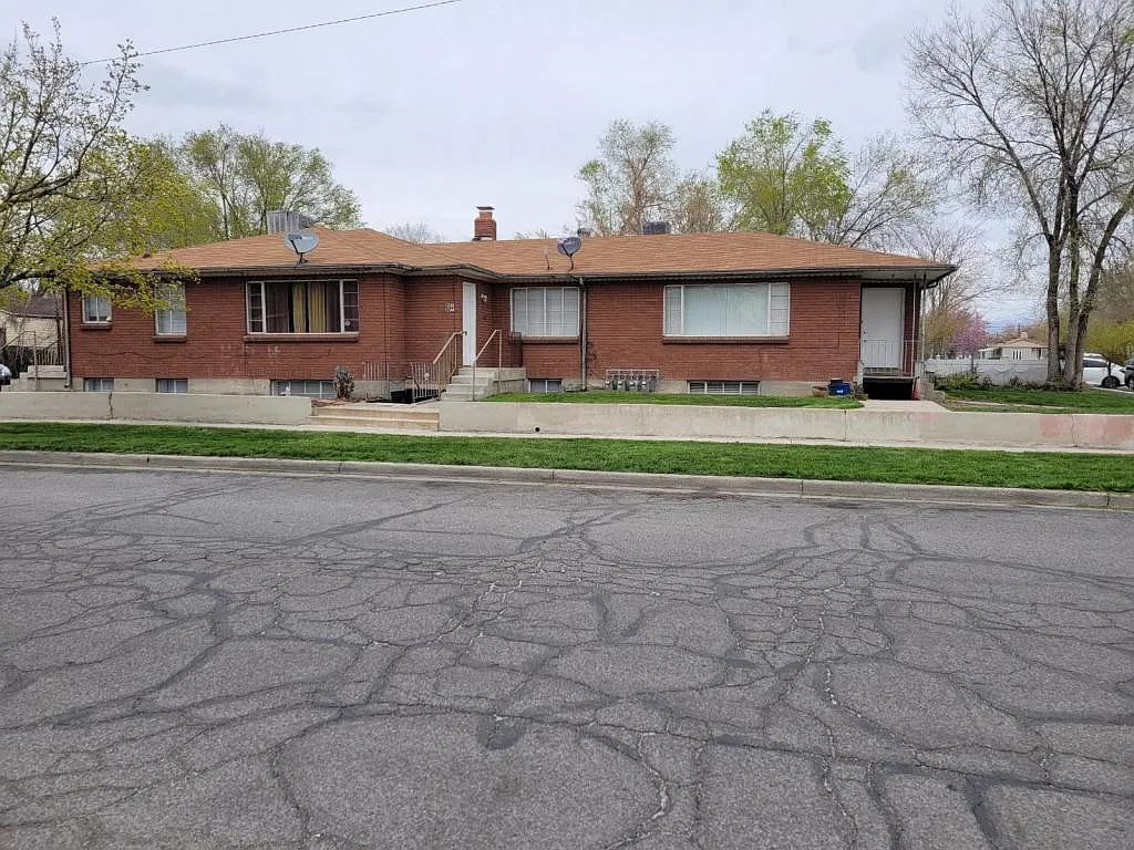 1244 Arapahoe Avenue — Photo 2