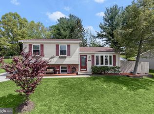 7287 Pommel Dr, Sykesville, MD 21784