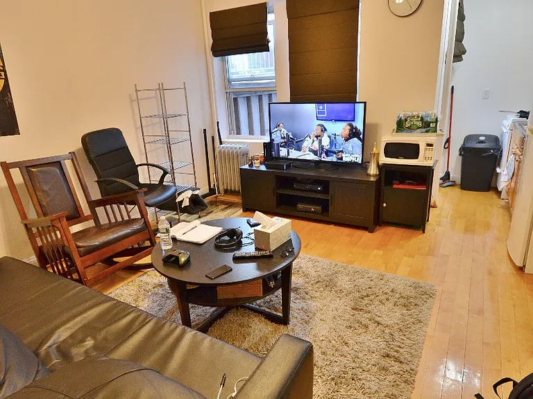 47 Symphony Rd #403 — Photo 2