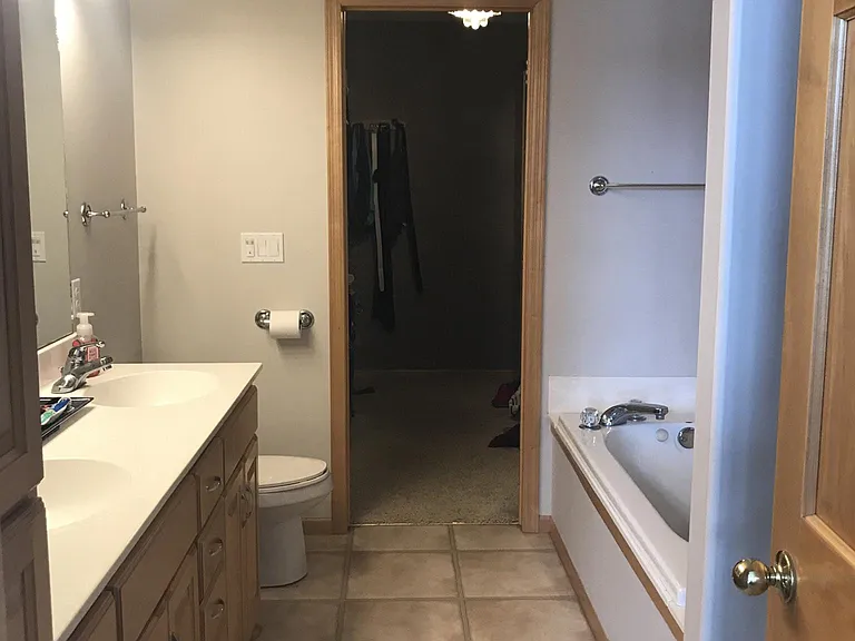 14624 Oakland Beach Ave SE — Photo 11