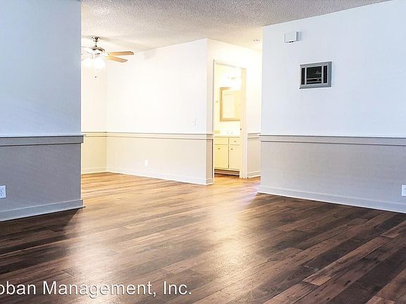 5th image of 1043 S Sunshine Ave APT 18