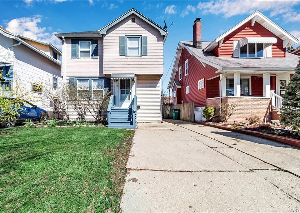 1st image of 165 Crestwood Ave