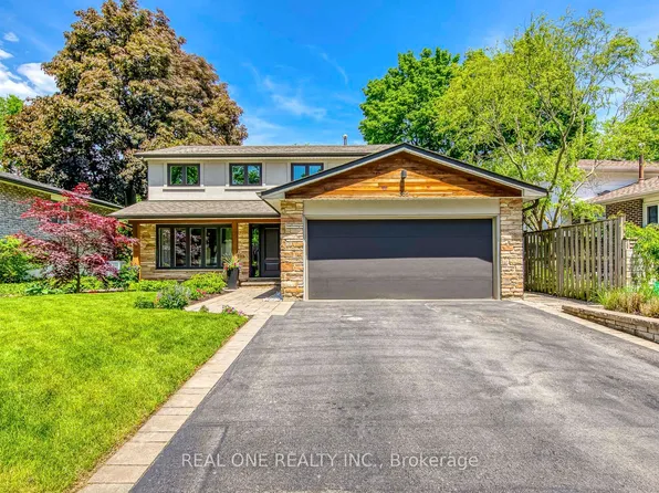 165 Arichat Rd, Oakville, ON L6J 5N5
