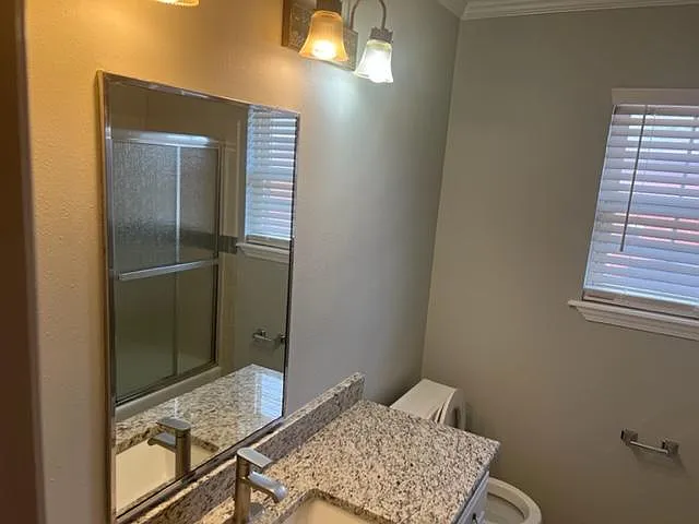 8004 Fouts Pl — Photo 6