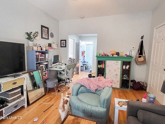 5th image of 2148 N Central Park Ave #3137830