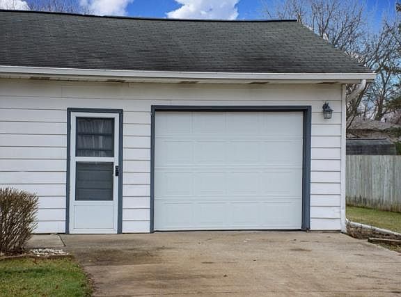 2nd image of 66102 County Road 27