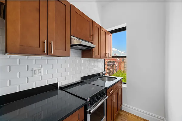 Rented by REAL New York | media 6