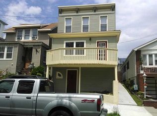 45 E 42nd St, Bayonne, NJ 07002