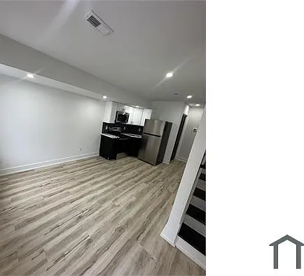 5545 Boyer St #B — Photo 11