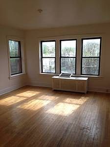 1st image of 5504 W Congress Pkwy APT 2