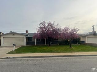 2907 Driller Ave, Bakersfield, CA 93306