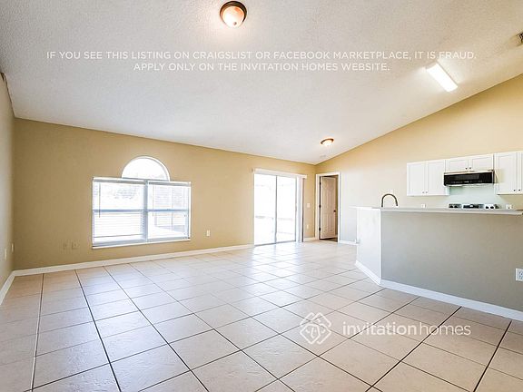 3rd image of 2535 E Juliet Dr