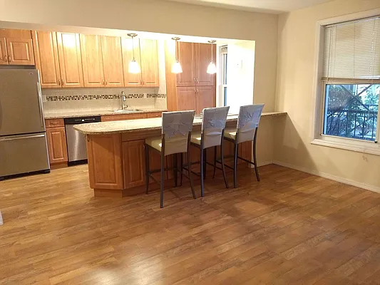 Rented by Harari Realty Corp | media 18