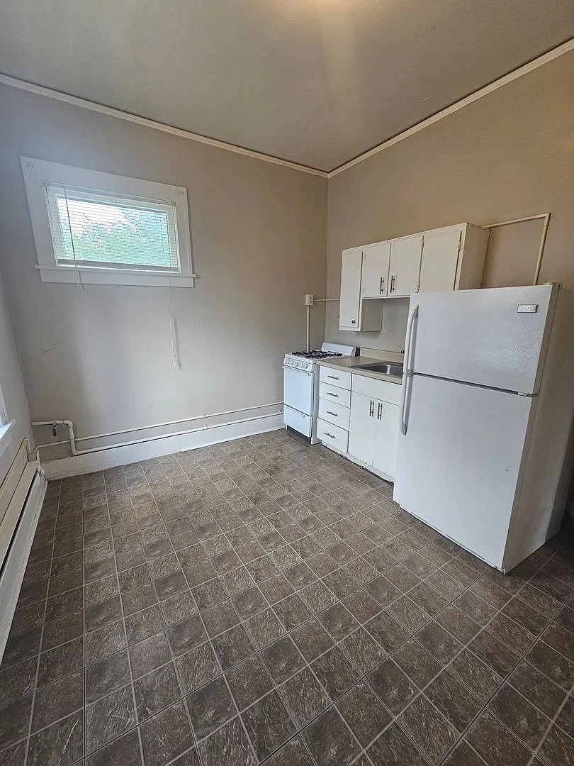 2148 Telegraph Rd. — Photo 3