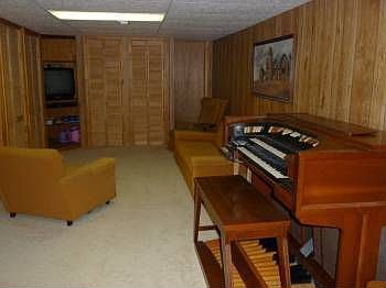 5th image of 181 Diane Dr