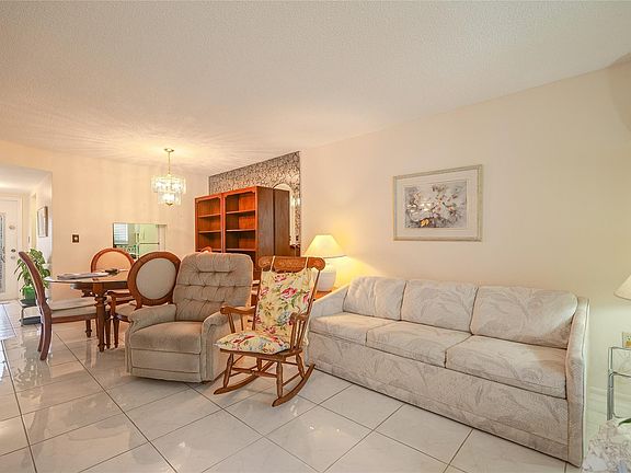 4th image of 7991 N Sunrise Lakes Drive #204