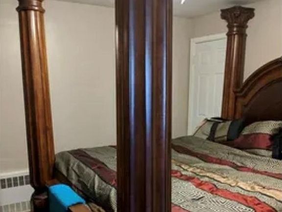 3rd image of 97 Berkeley Pl Floor 2