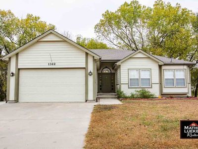 1322 Elm Creek Dr, Junction City, KS, 66441