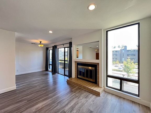 2nd image of 780 Sea Spray Ln APT 210