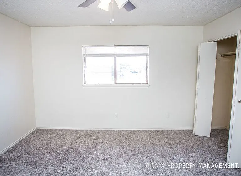 5804 6th St #B — Photo 14