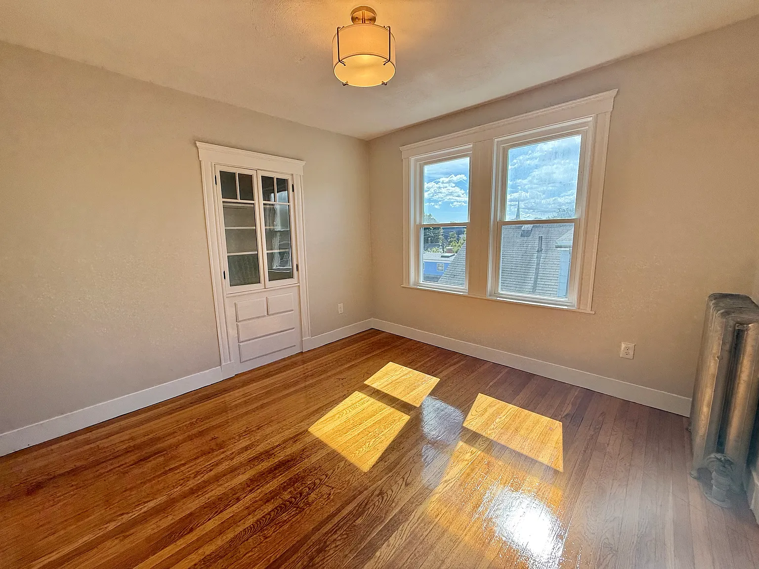 2 bed, 1000 sqft, $2,800 — Photo 3