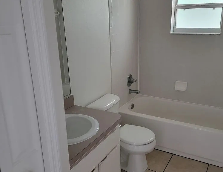 8464 N Bolder Dr — Photo 12