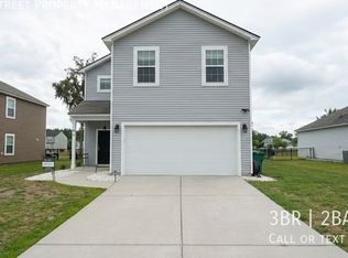 35 Pacolet Ln, Beaufort, SC 29906
