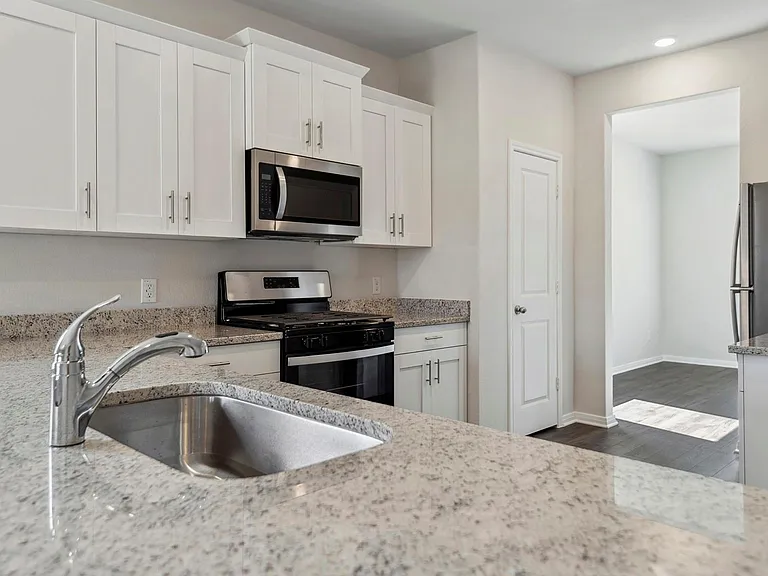 15450 Maple Terrace Dr — Photo 9