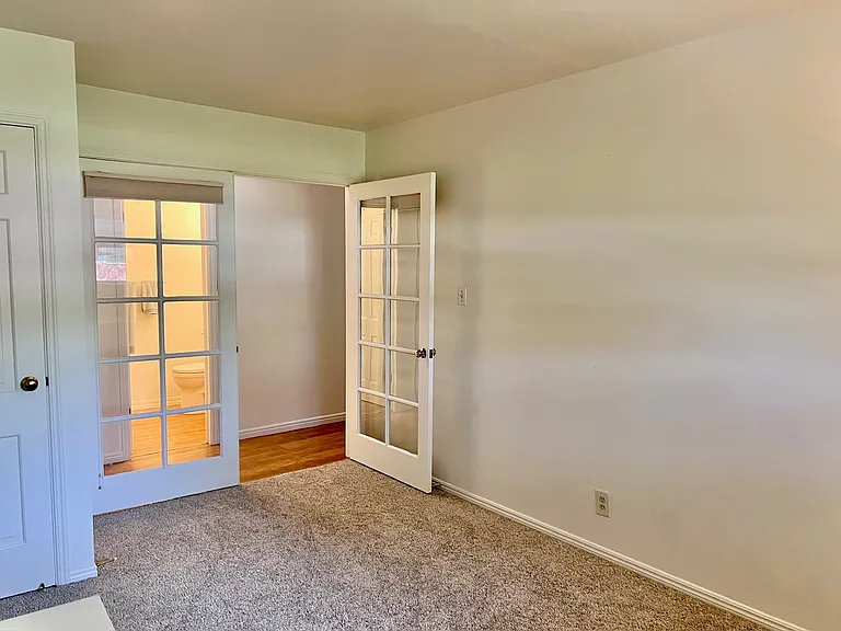 2205 S Holly St #8 — Photo 7